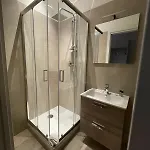 Grace's 4*