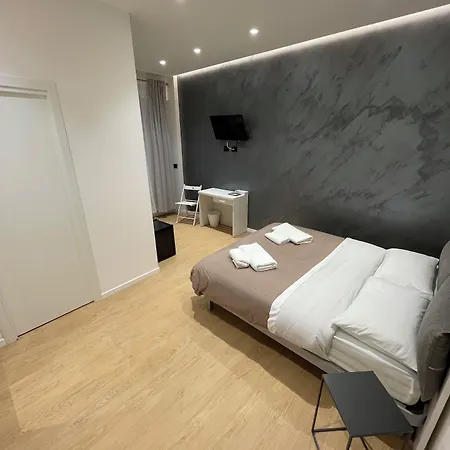 Grace's 4*